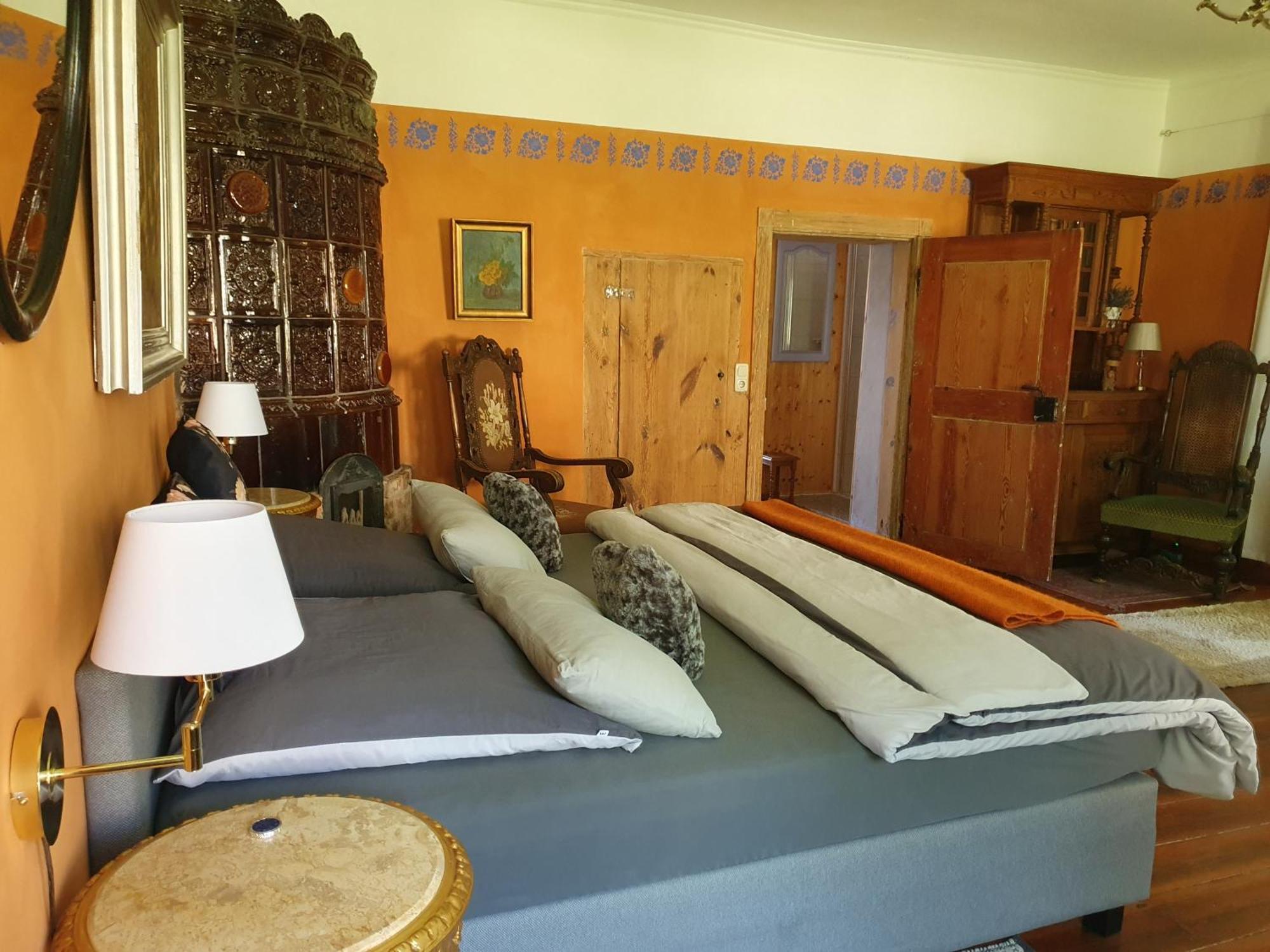 Gesindehaus Am Schloss Kummerower See Kummerow  Экстерьер фото
